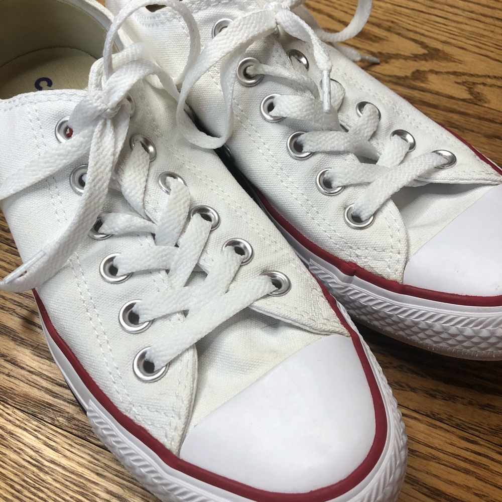 Converse Chuck Taylor All Star Low Top Sneaker - Picture 4 of 7